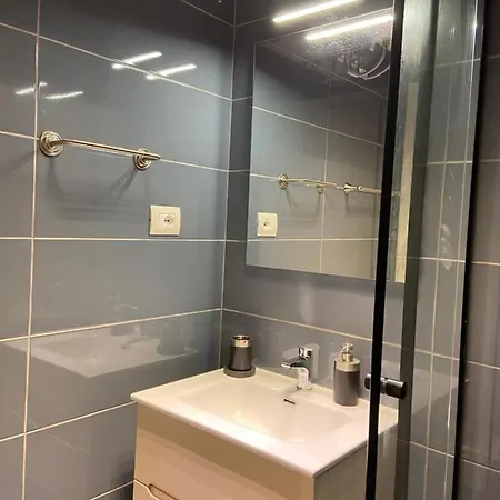 Bed and breakfast “sarajet” Kelcyre