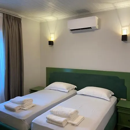 “sarajet” Bed and breakfast Kelcyre